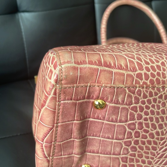 MCM Rare Powder Pink Croc-Embossed Leather Dome Satchel with crossbody strap - Picture 13 of 16